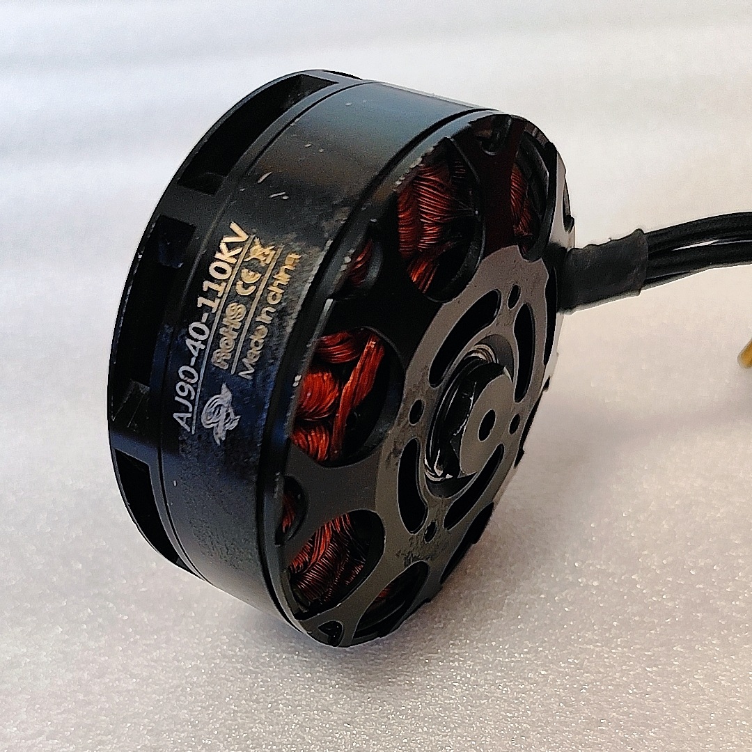 修理済みAJ9040(8318)110kVブラシレスモーター - 8318 Outrunner Brushless Motor のレビューと価格