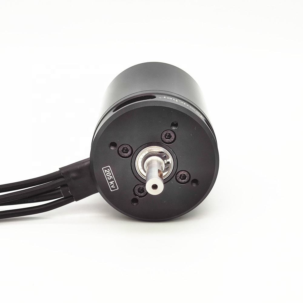 2024年新型モーター6395 63100 Reacher  - 63100 Brushless Motor 140Kv のレビューと価格