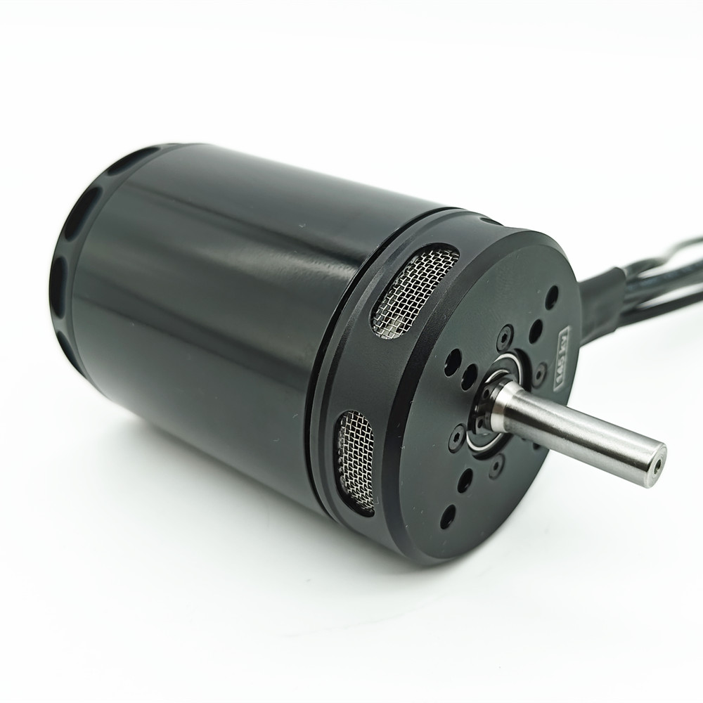 2024年新型モーター6395 63100 Reacher  - 63100 Brushless Motor 140Kv のレビューと価格